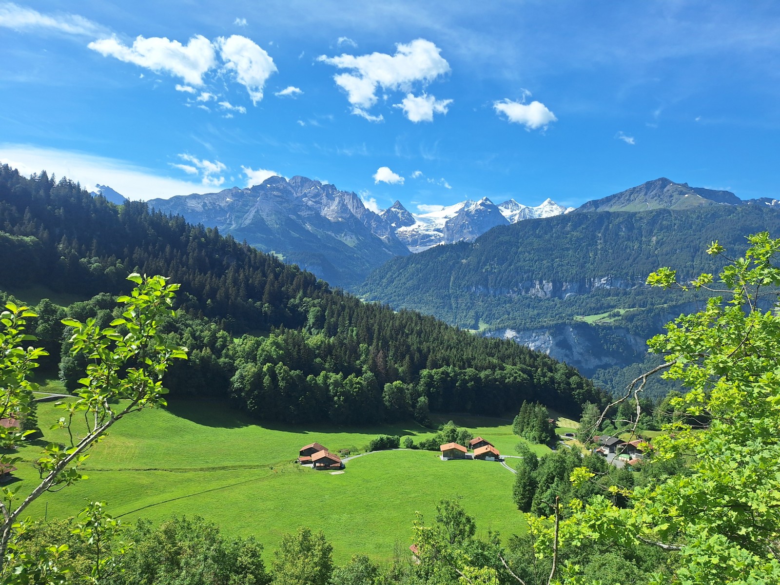 Foto zum Beitrag «interlaken luzerrn»