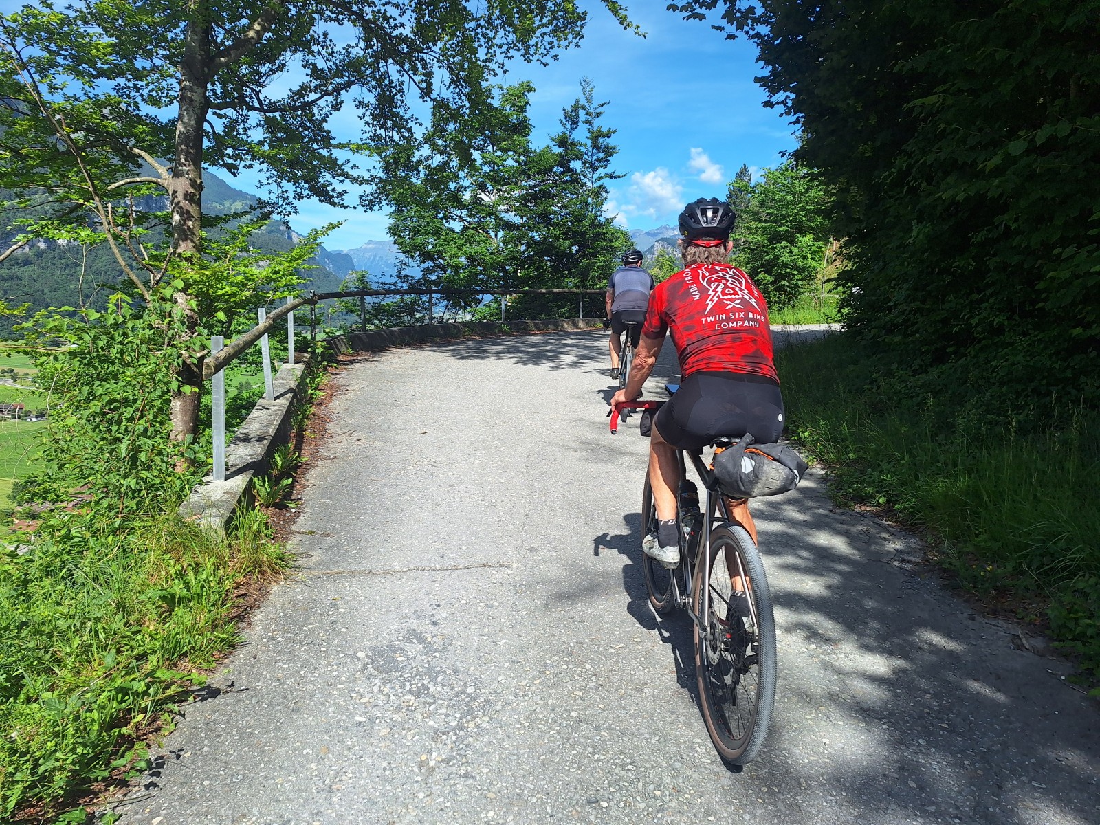 Foto zum Beitrag «interlaken luzerrn»